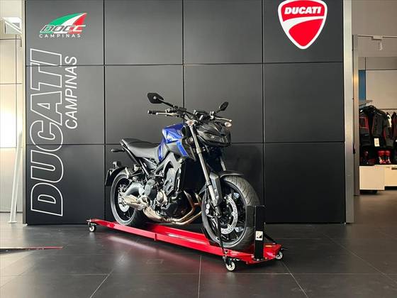 YAMAHA MT-09 YAMAHA MT-09